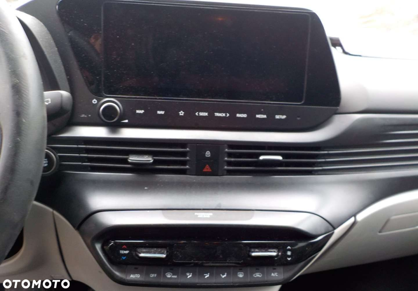 Hyundai i20 - 33