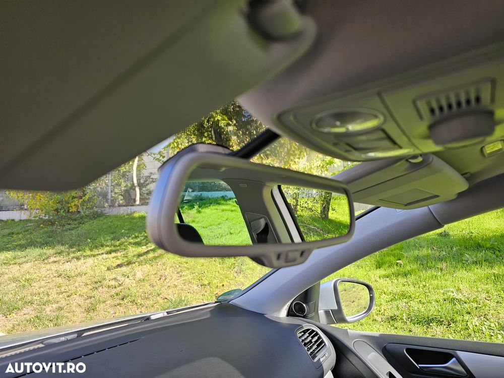 Volkswagen Golf 1.4 TSI Highline DSG - 32