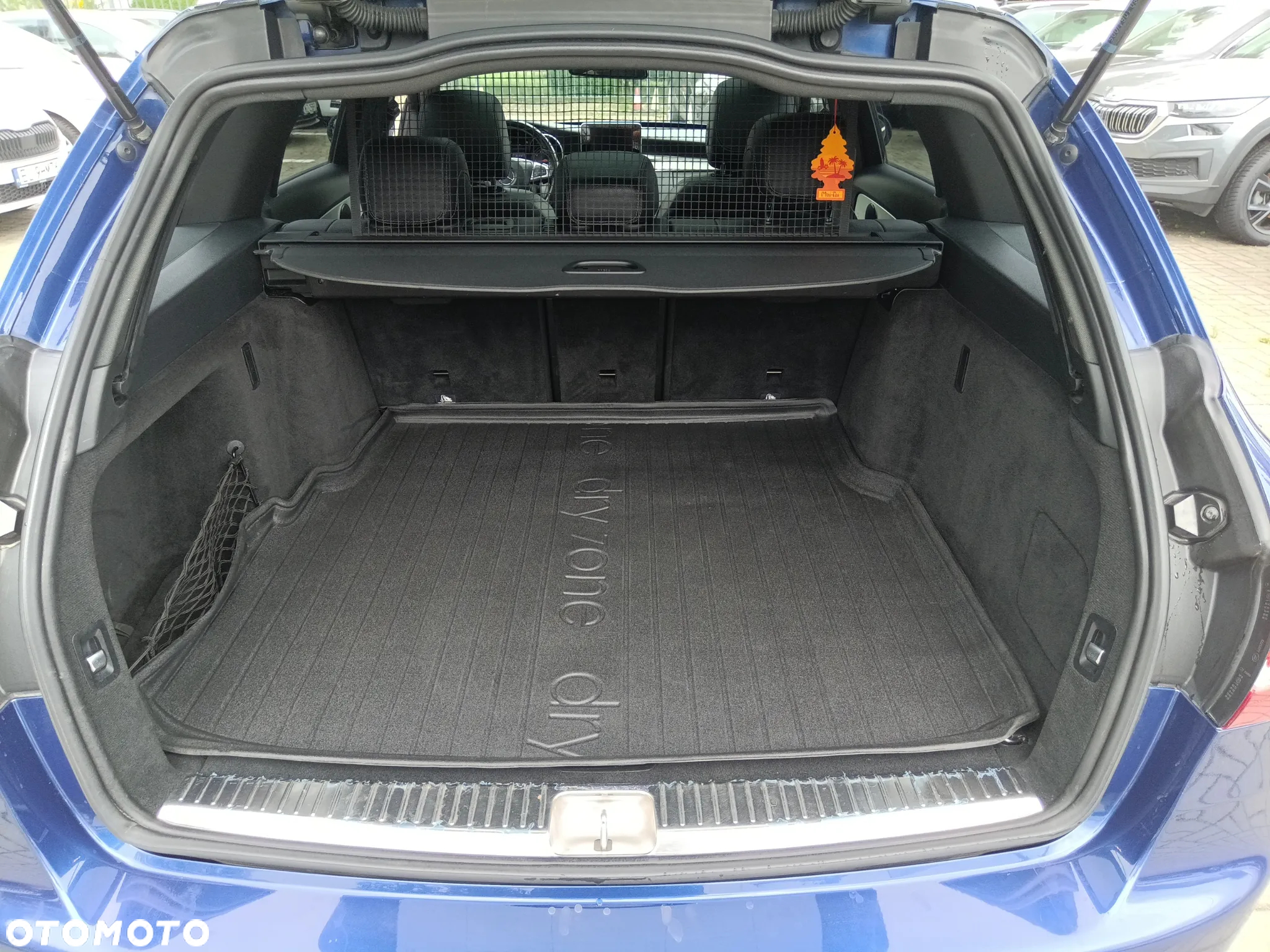 Mercedes-Benz Klasa C 200 4-Matic 9G-TRONIC - 17
