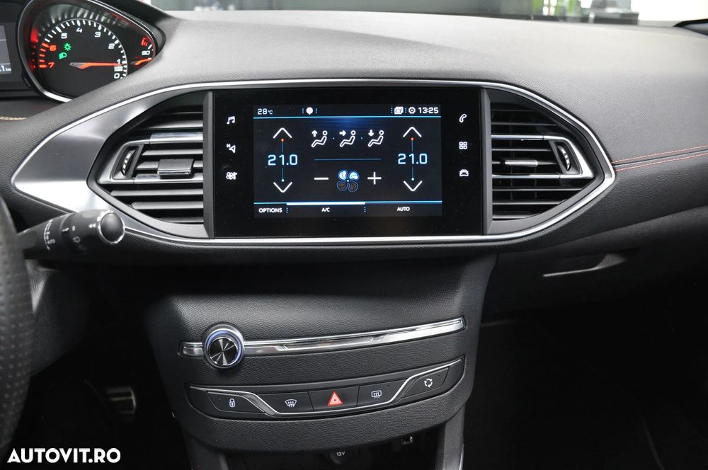 Peugeot 308 SW PureTech 130 GPF EAT8 Stop & Start GT - 20