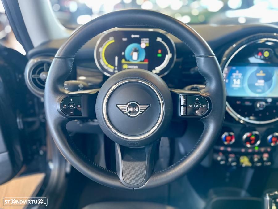 MINI 3 Portas Cooper SE Premium Classic - 13