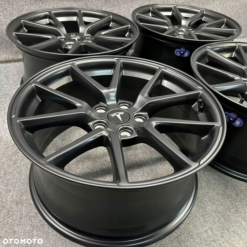 KOMPLET FELG TESLA MODEL 3 LIFT 18” 18 TPMS BLUETOOTH - 3