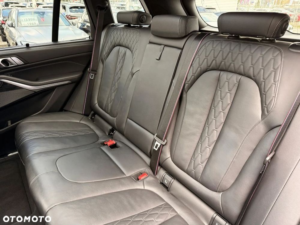 BMW X5 xDrive30d - 27