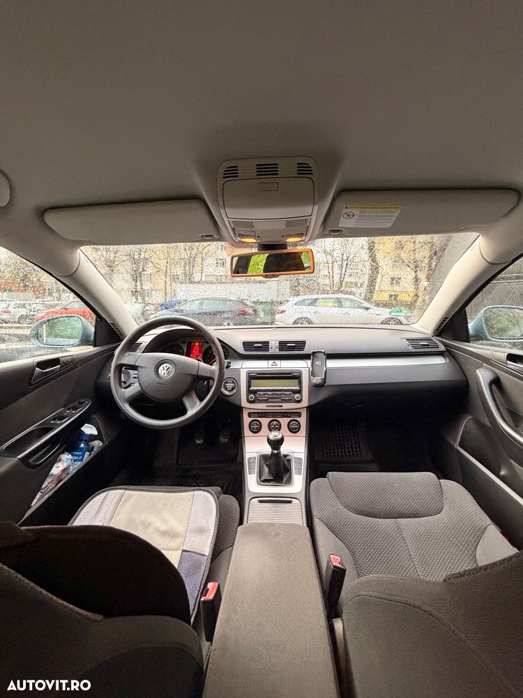 Volkswagen Passat - 9