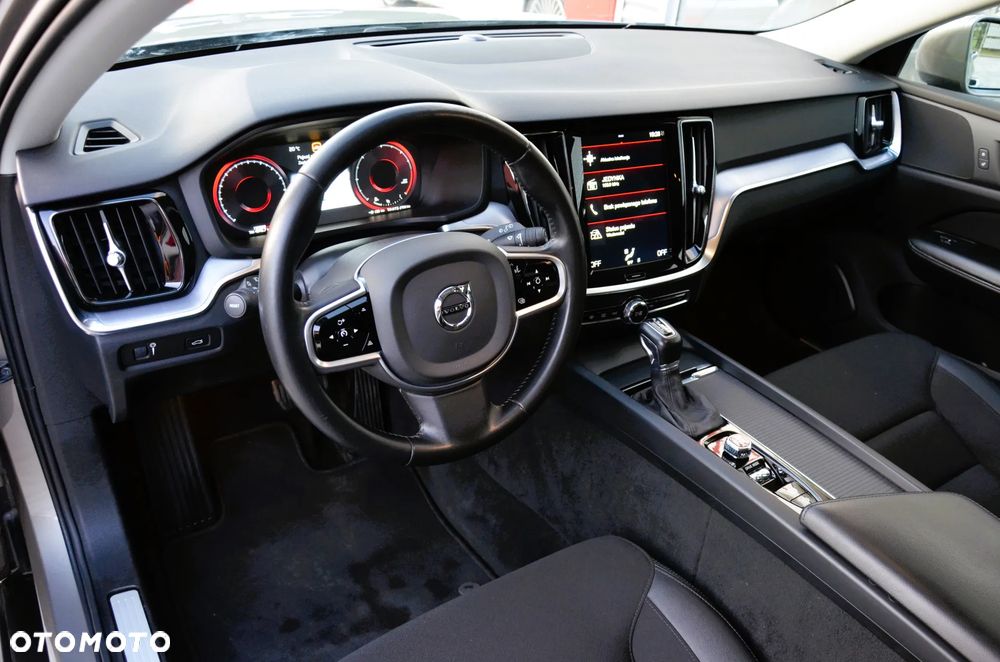 Volvo V60 Cross Country D4 AWD Geartronic Pro - 18