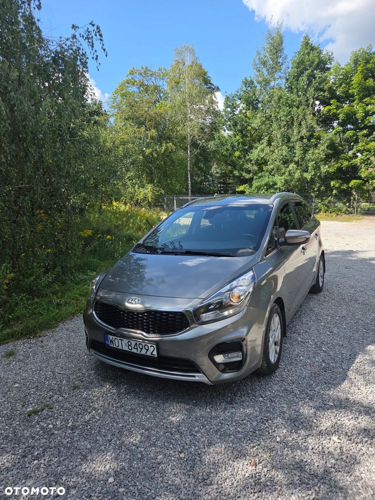 Kia Carens
