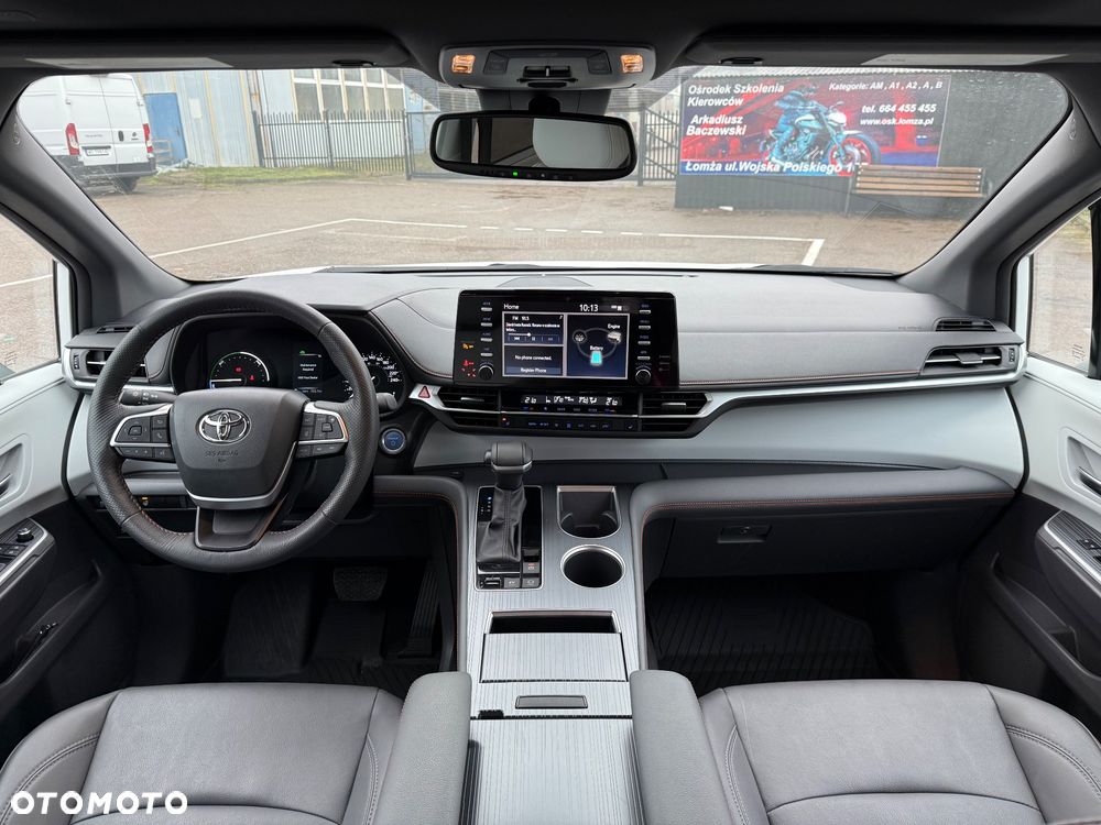 Toyota Sienna - 22