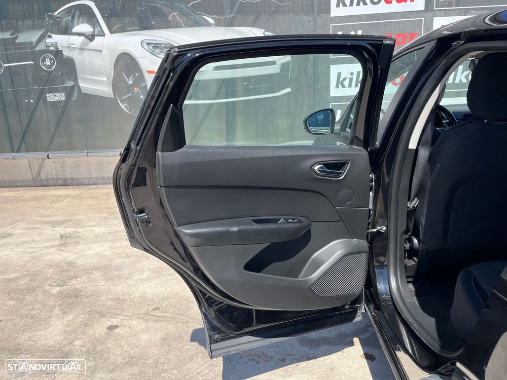 Renault Arkana 1.6 E-Tech Intens - 23