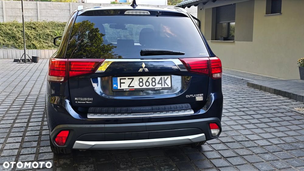 Mitsubishi Outlander 2.0 Intense + Navi 4WD CVT - 5