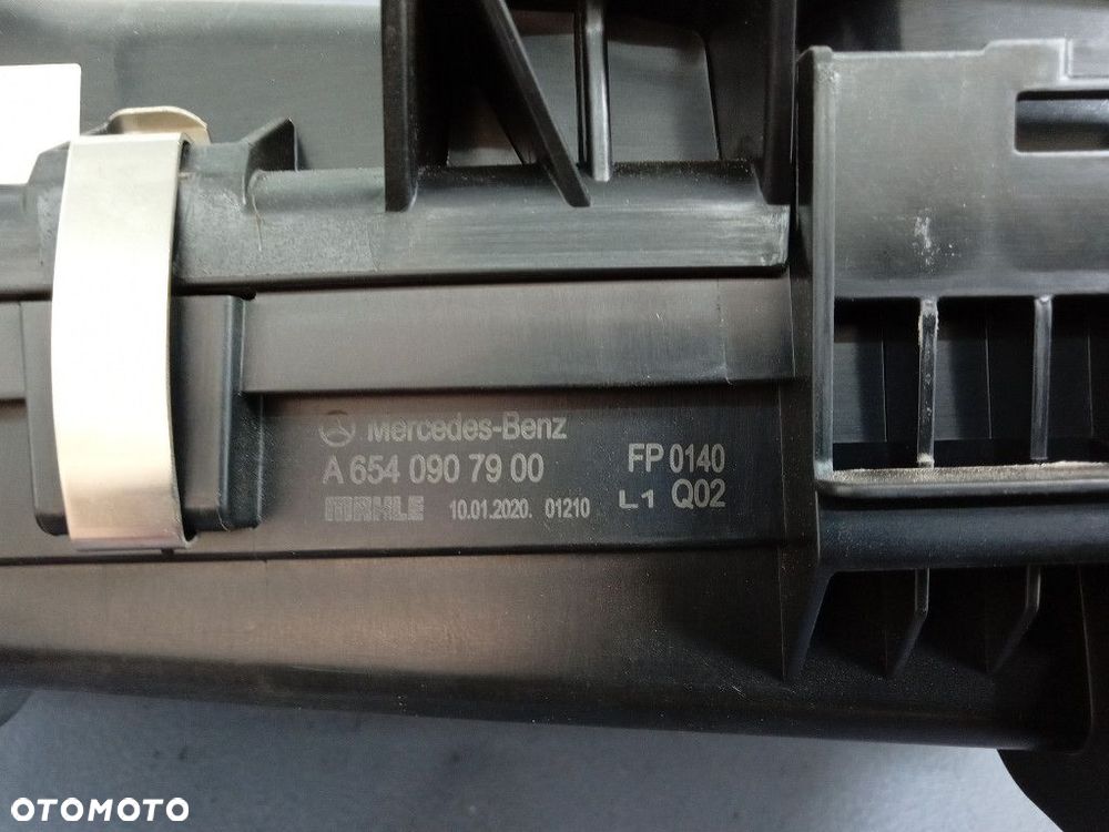 CLS W257 3.0 CDI OBUDOWA FILTRA POWIETRZA - 3