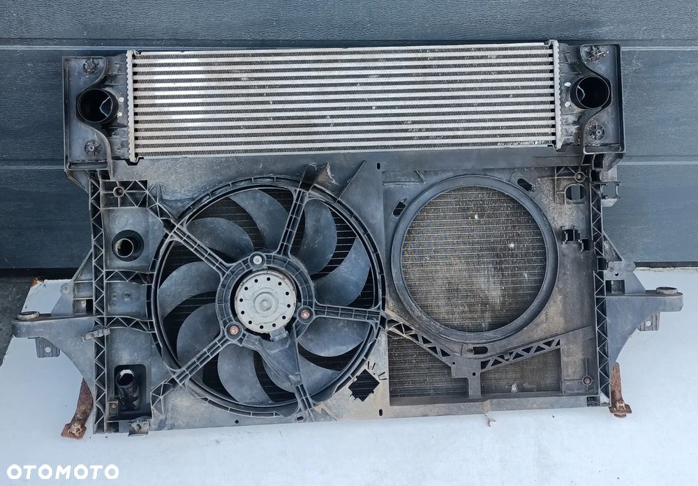 CHŁODNICA WODY,INTERCOOLER, WENTYLATOR -  MOVANO MASTER 2.5DCI - 1