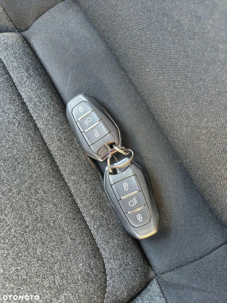 Citroën C3 Pure Tech 83 S&S SHINE PACK - 26