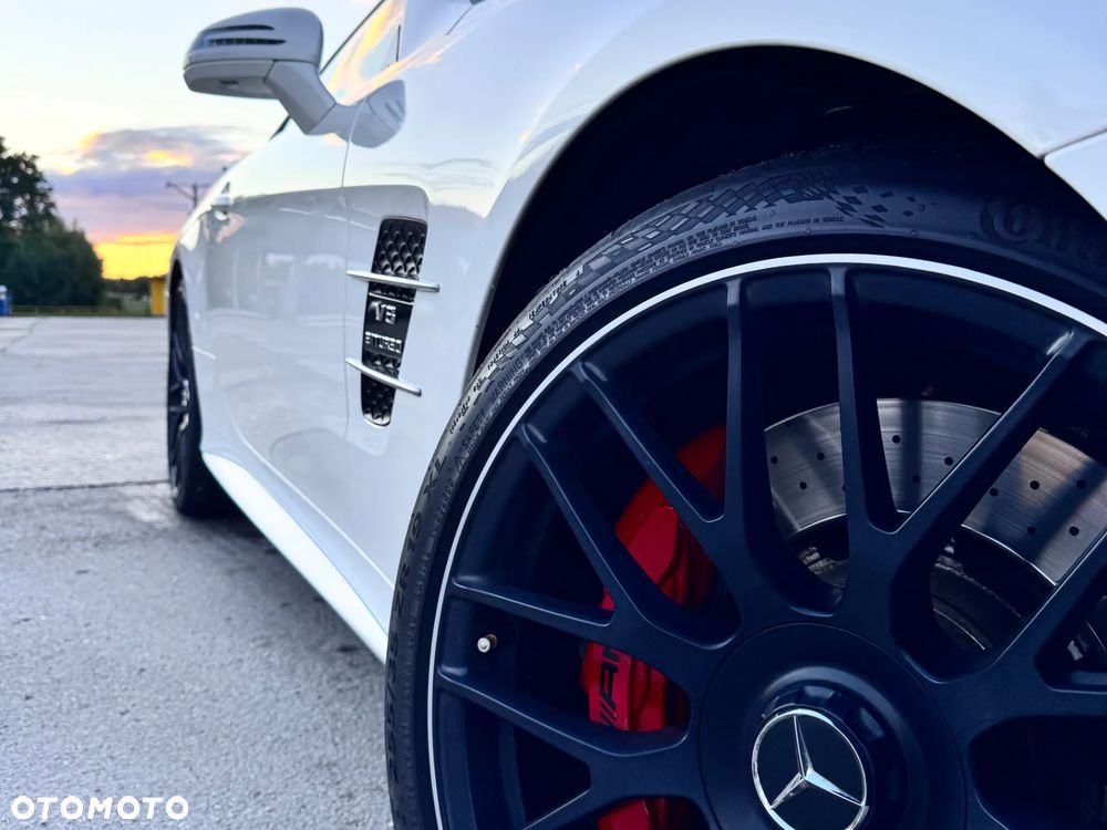 Mercedes-Benz SL 63 AMG - 9