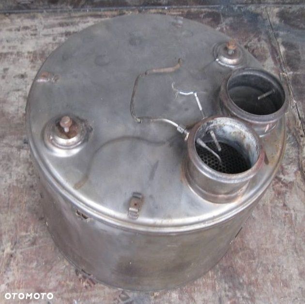 # DAF XF 105 460KM TŁUMIK KATALIZATOR 2007r 1691063 3-SONDY - 3