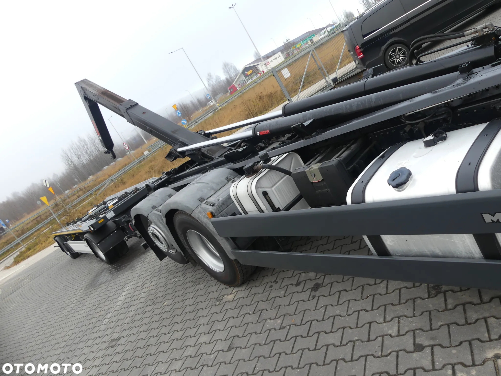 MAN TGX 26.400 / 6x2 / HAKOWIEC + PRZYCZEPA WIELTON 18T / EURO 6 / - 23