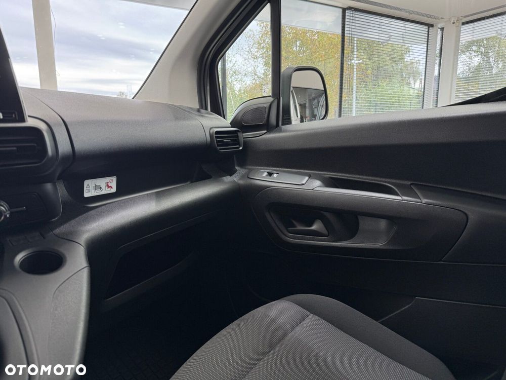 Opel Combo Cargo XL 1.5 CDTI 2,3t (bryg.) - 28