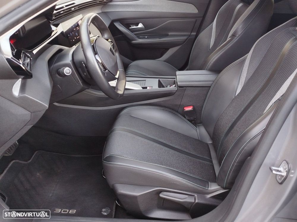 Peugeot 308 SW 1.2 PureTech Allure EAT8 - 36