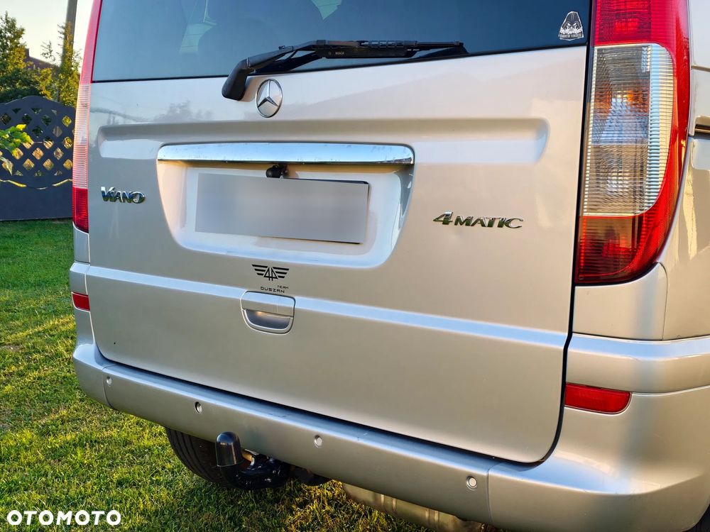 Mercedes-Benz Viano - 9