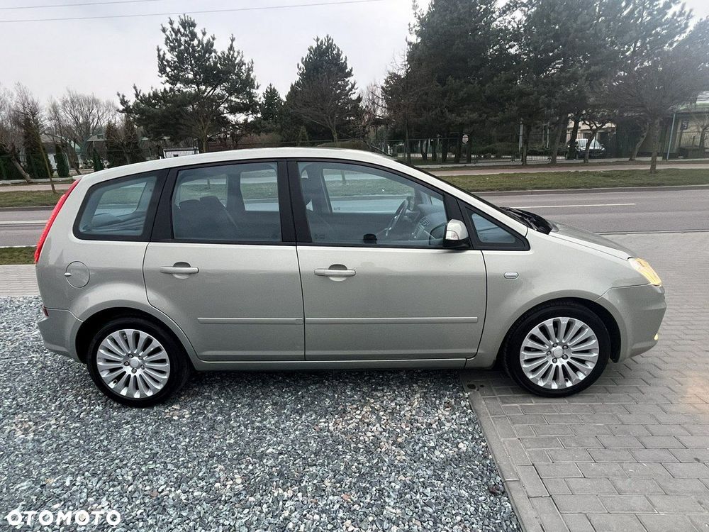 Ford C-MAX - 12