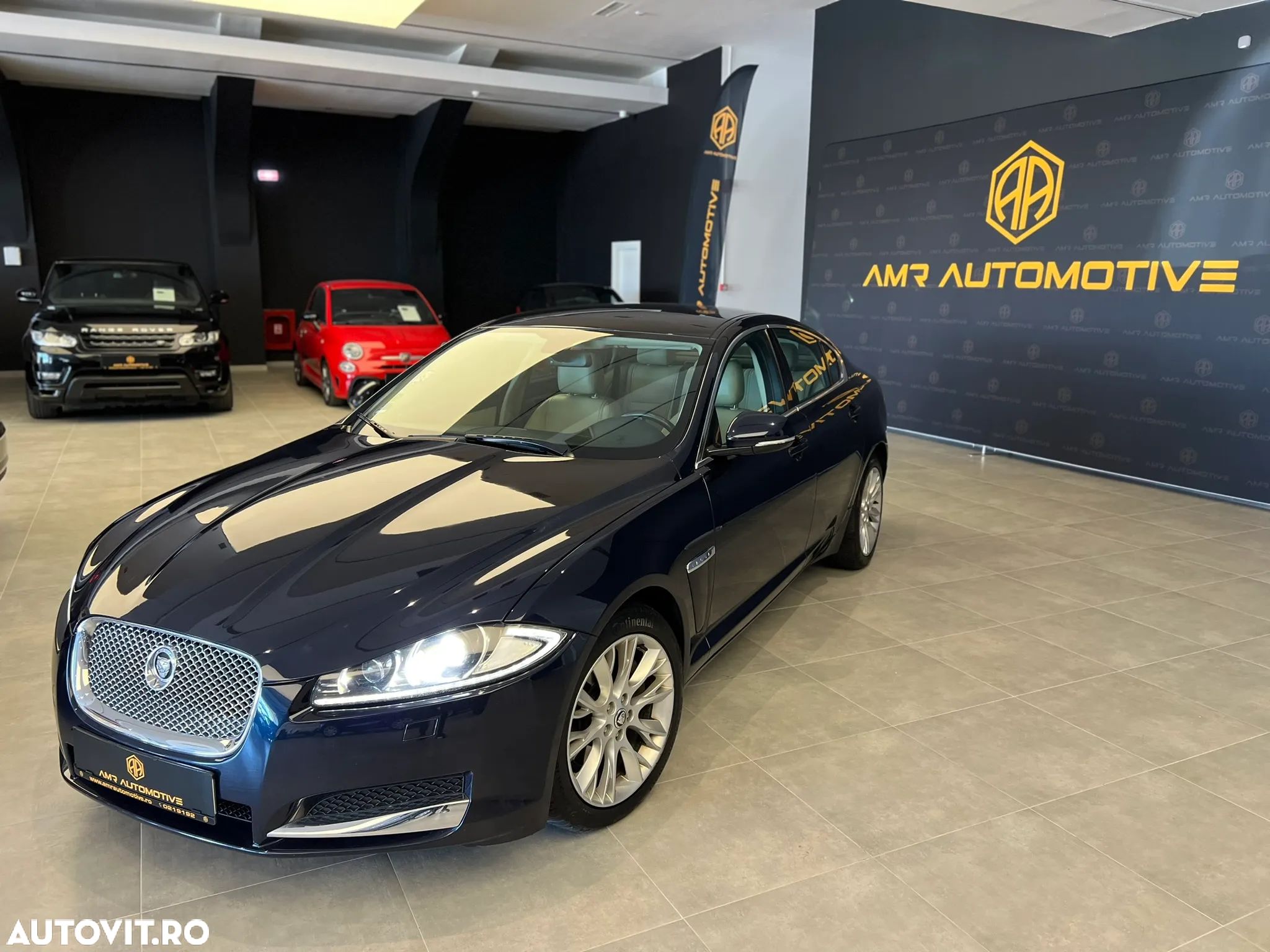 Jaguar XF 3.0 V6 Diesel Sportbrake - 1