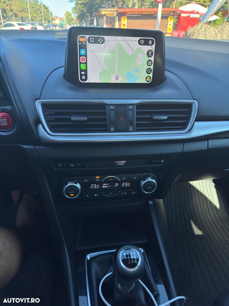Mazda 3 G120 Attraction - 8