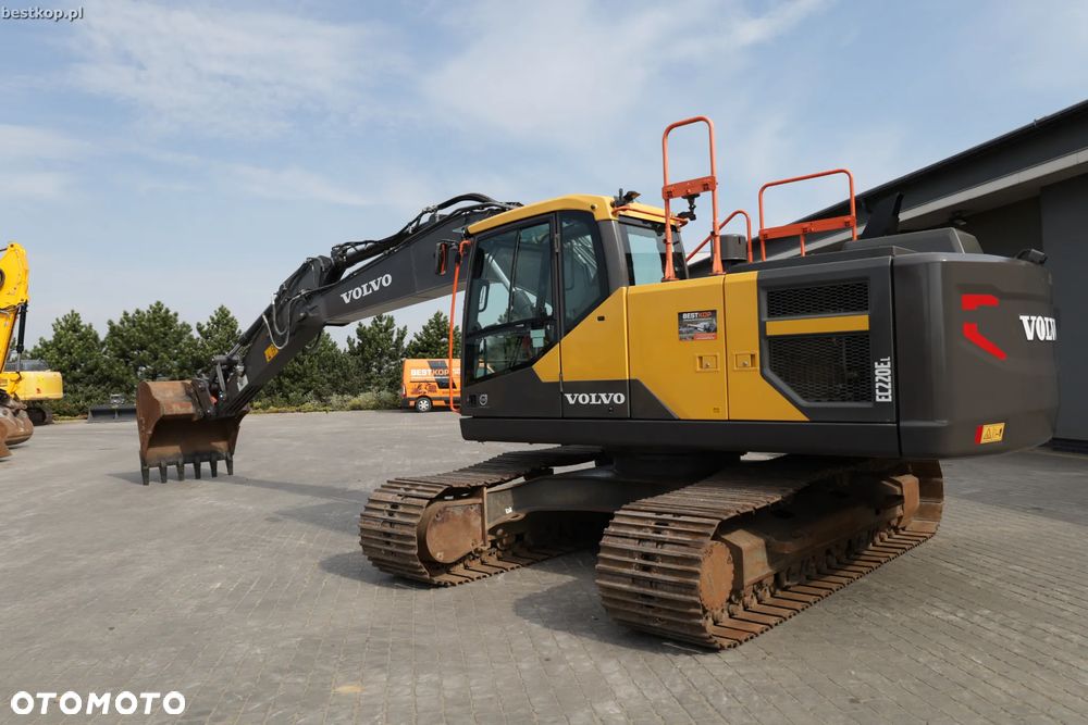 Volvo EC220EL - 36