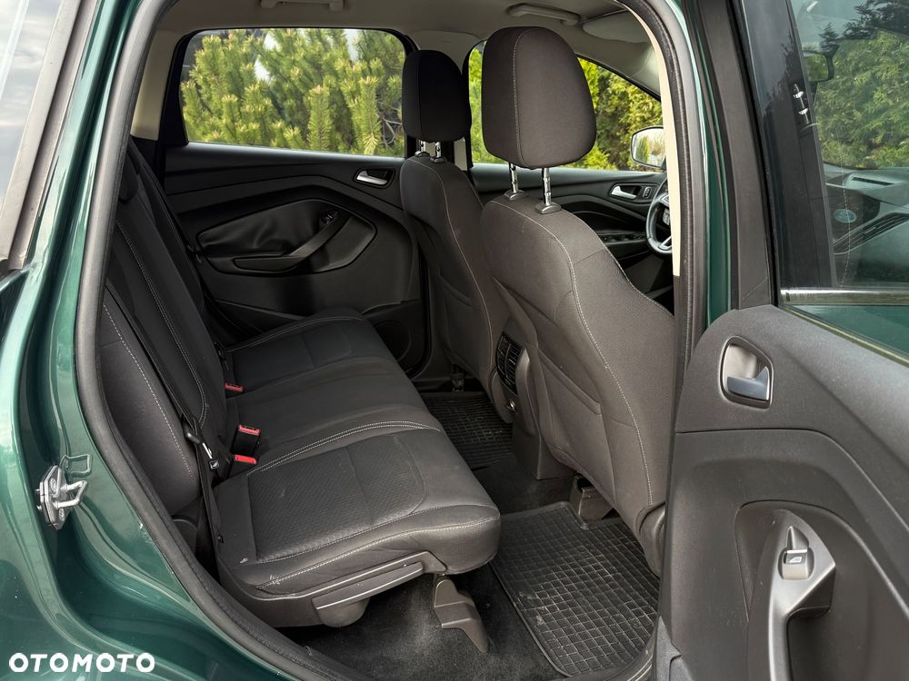Ford Kuga - 8