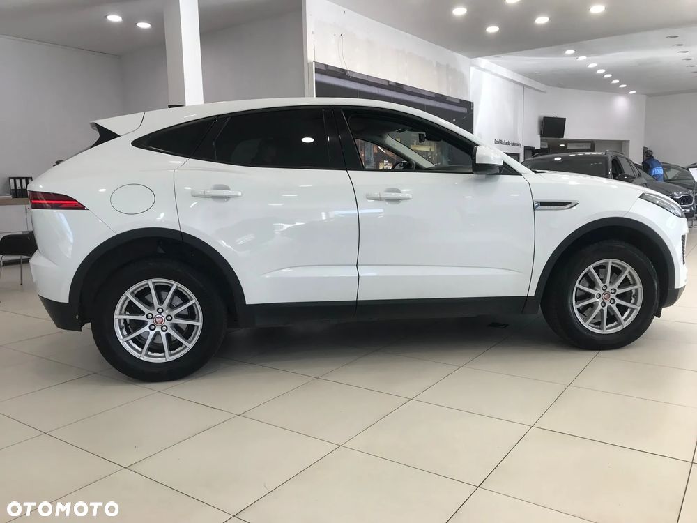 Jaguar E-Pace 2.0 i4D AWD - 9