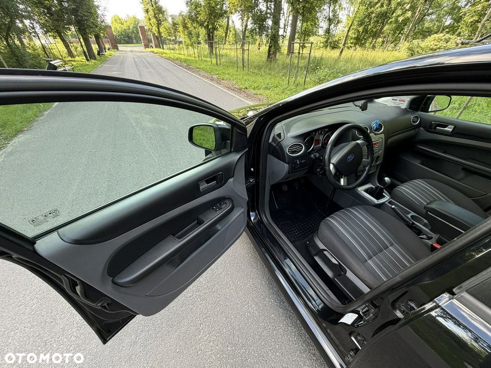 Ford Focus - 18