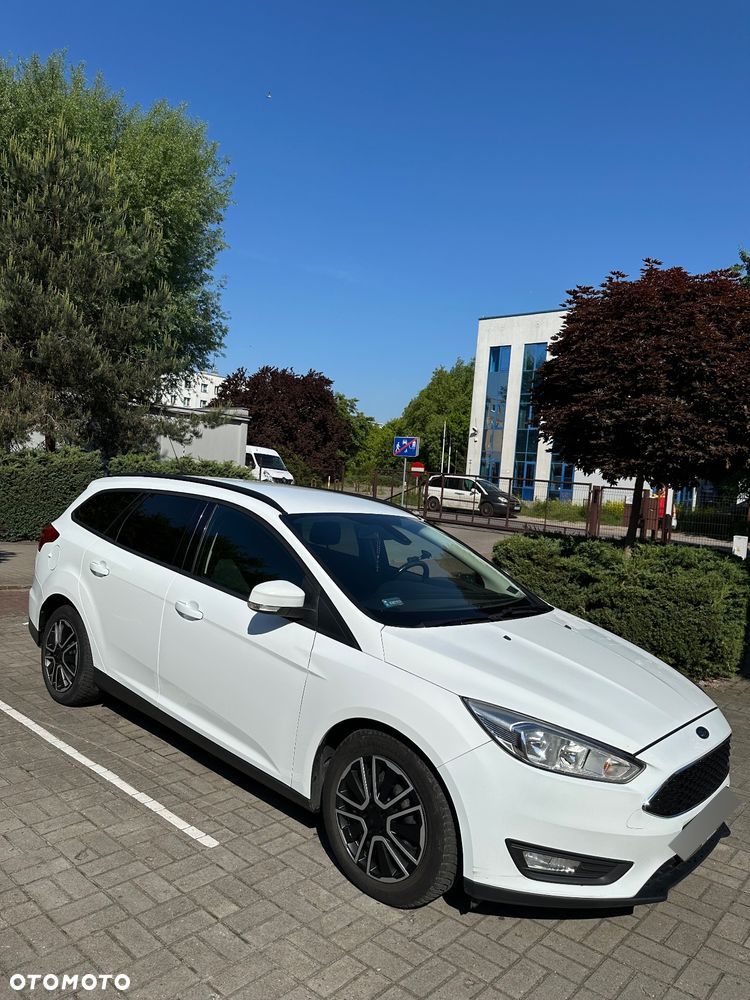 Ford Focus 1.5 TDCi SYNC Edition - 1