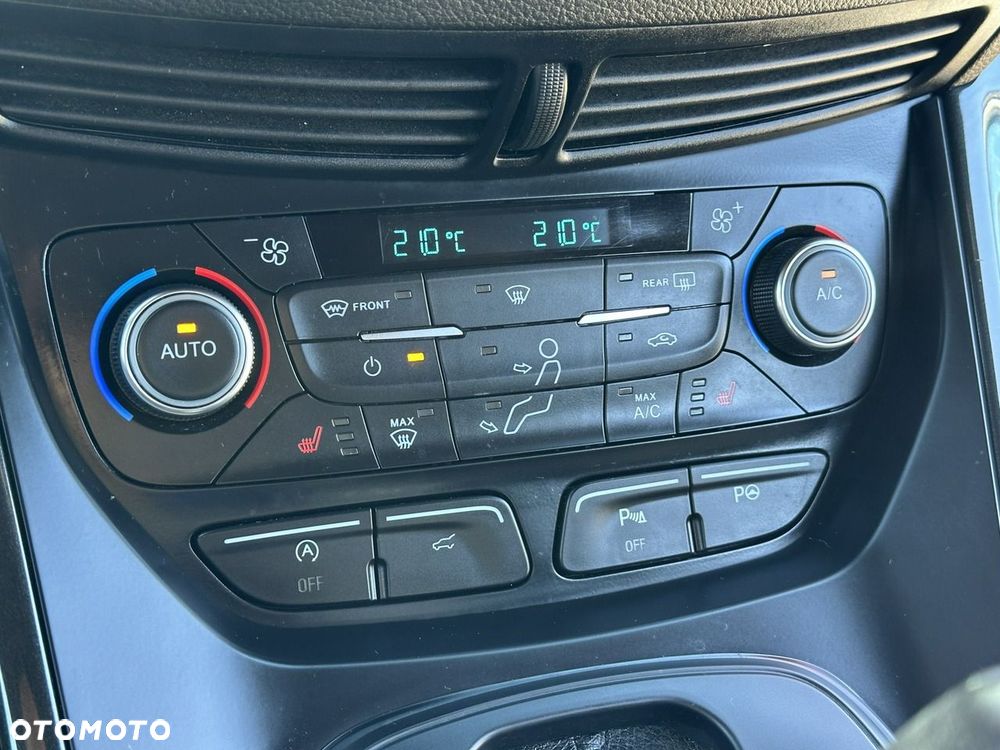 Ford Kuga 2.0 TDCi AWD ST-Line - 29