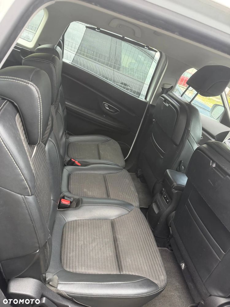 Renault Scenic - 13