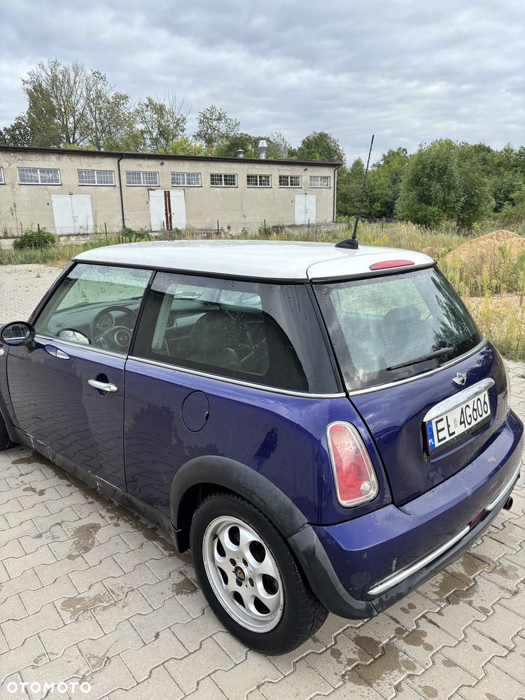 MINI ONE - 4