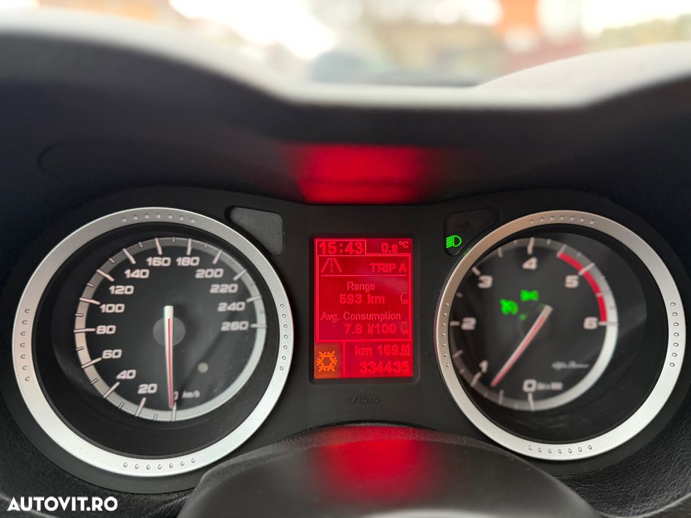 Alfa Romeo 159 2.4 Multijet Distinctive - 1