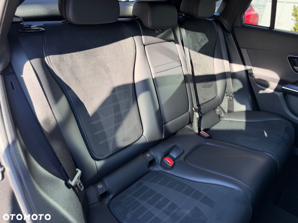 Mercedes-Benz GLC 200 mHEV 4-Matic AMG Line - 11