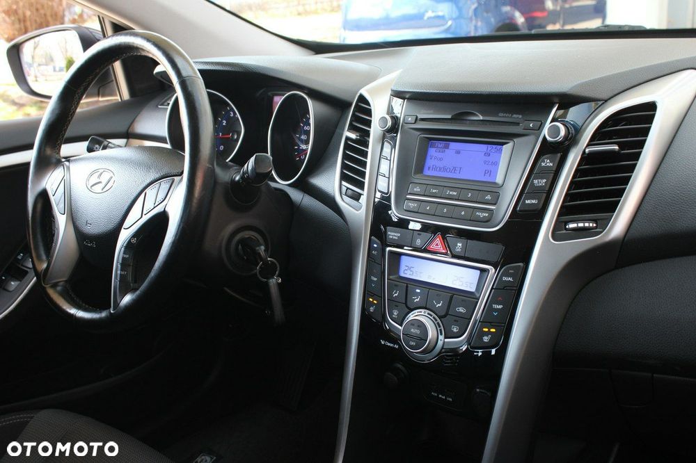 Hyundai i30 1.6 Premium - 25