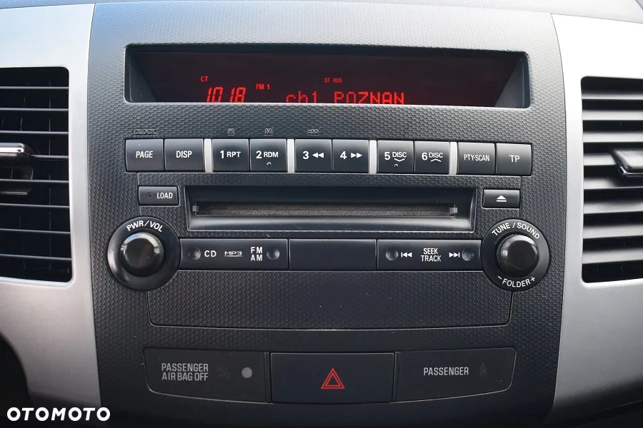 Mitsubishi Outlander 2.0 Intense 2WD - 14