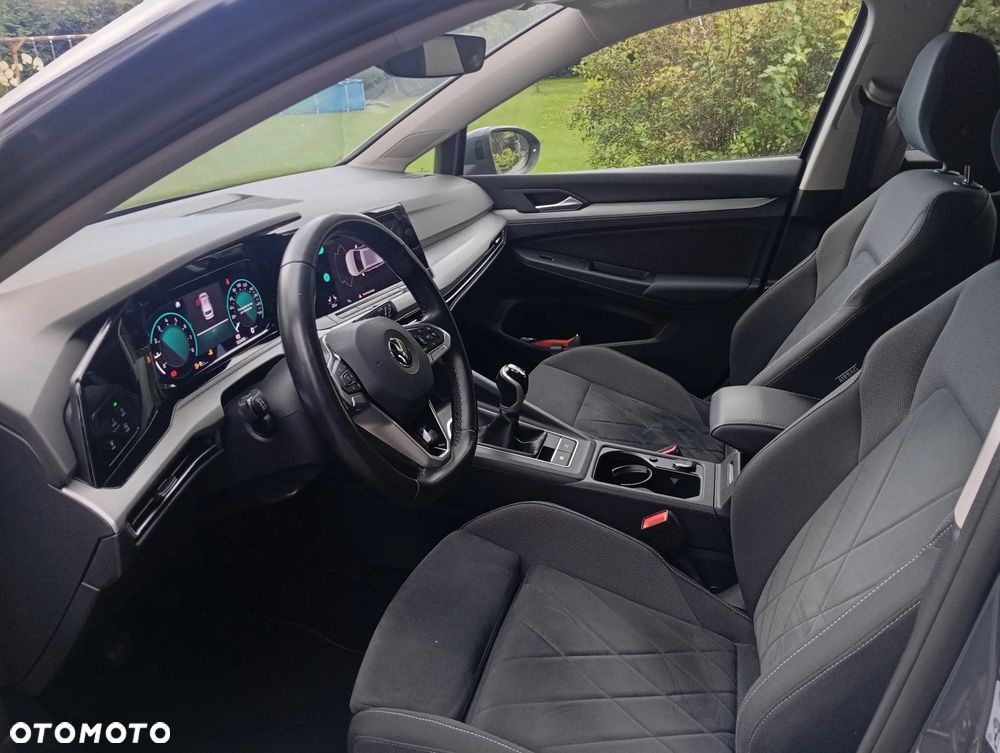 Volkswagen Golf 1.5 TSI OPF Life - 15