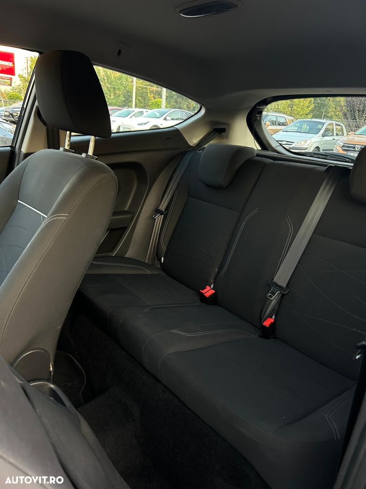 Ford Fiesta - 8