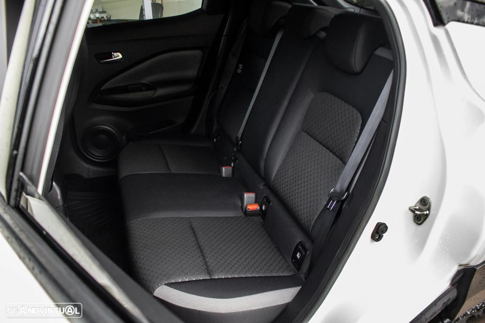 Nissan Juke 1.0 DIG-T N-Connecta DCT - 30