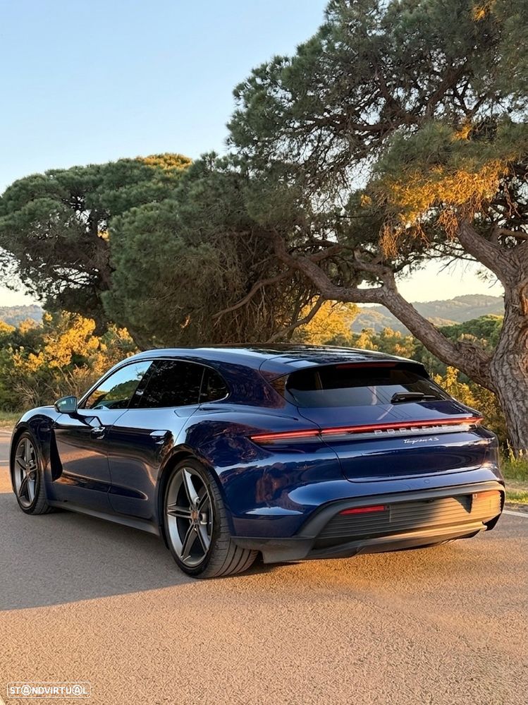 Porsche Taycan Sport Turismo 4S - 8