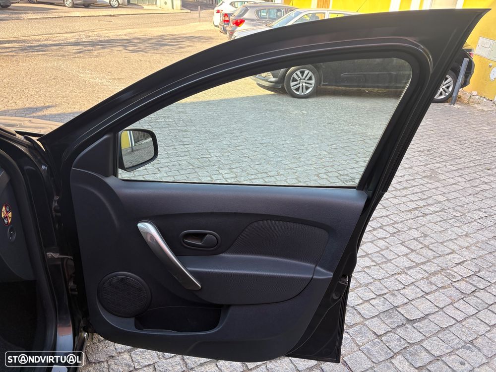 Dacia Sandero 0.9 TCe Confort - 33
