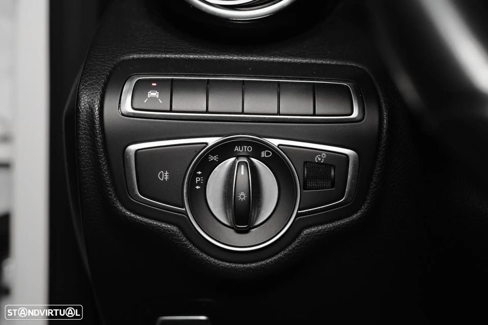 Mercedes-Benz C 300 - 31