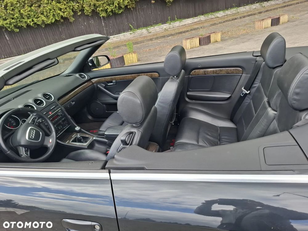 Audi A4 Cabrio - 4