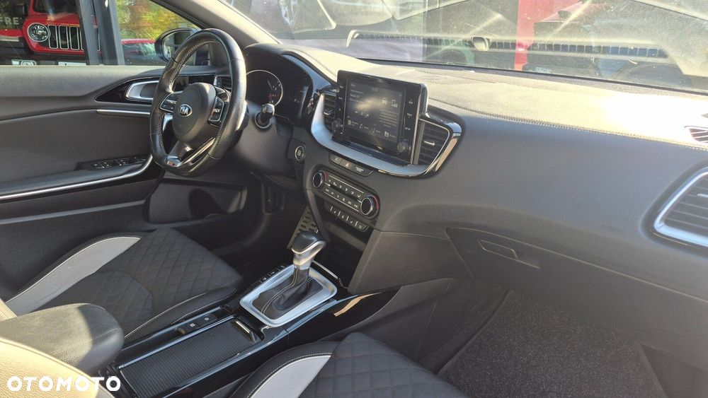 Kia ProCeed 2021