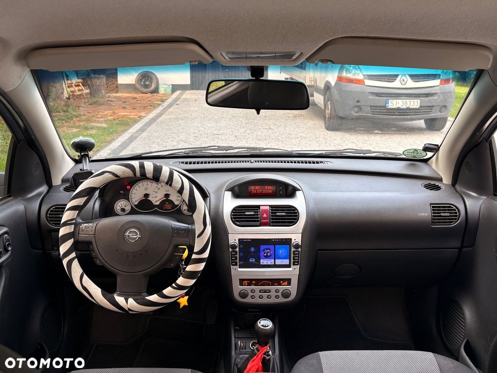 Opel Corsa 1.2 16V Silverline - 33
