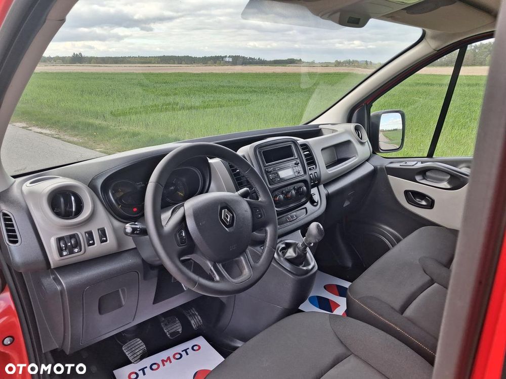 Renault Trafic - 16