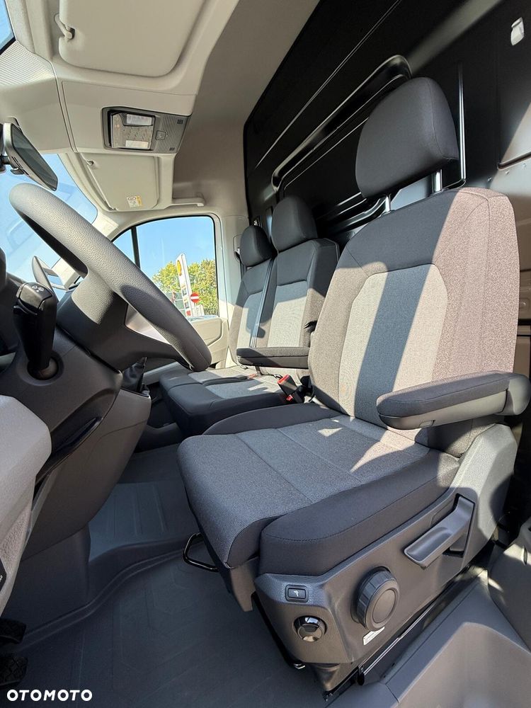 Volkswagen Crafter - 10