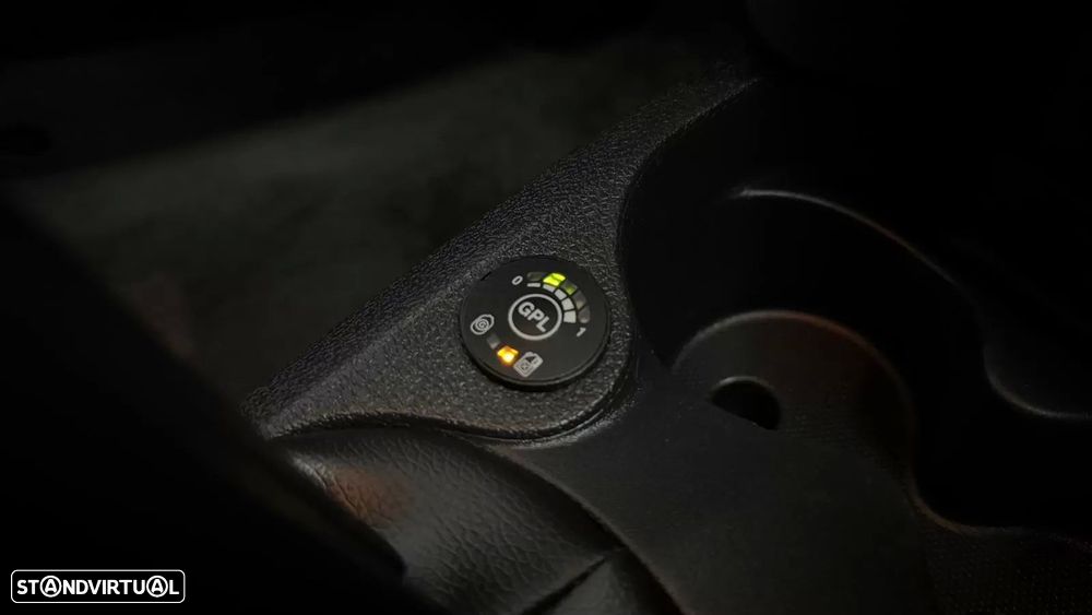 Dacia Sandero 0.9 TCe SL Stepway of Life Bi-Fuel - 18