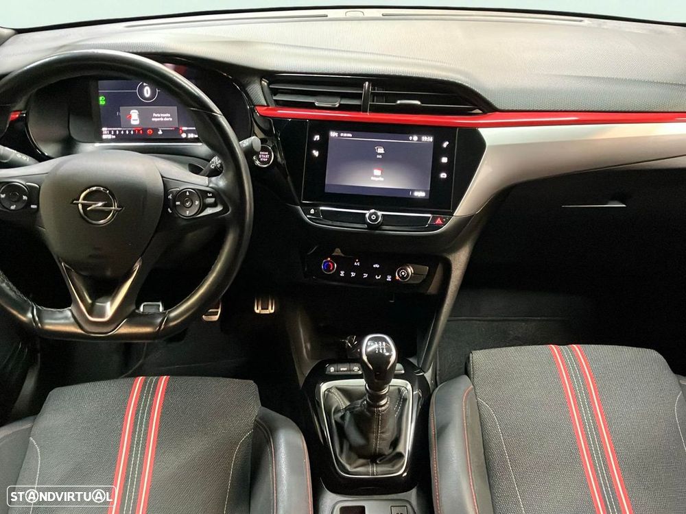 Opel Corsa 1.2 T GS Line - 10